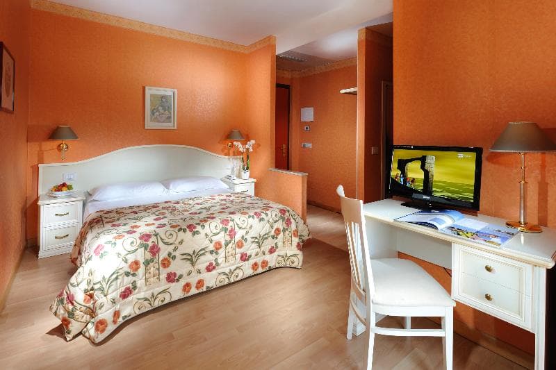 Hotel Jasminum - Main View