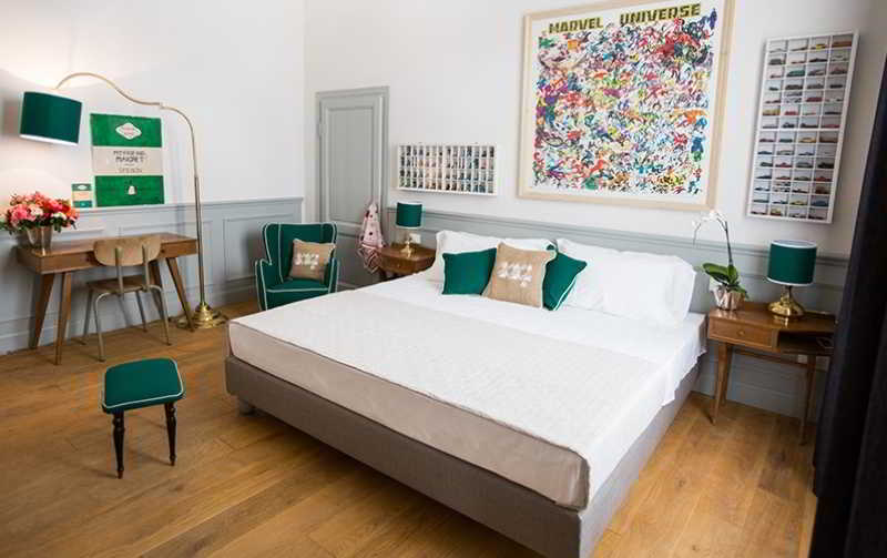 Soprarno Suites - Main View