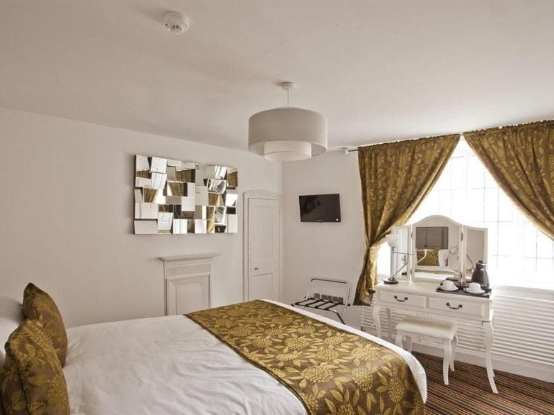 Holiday Home York - Main View
