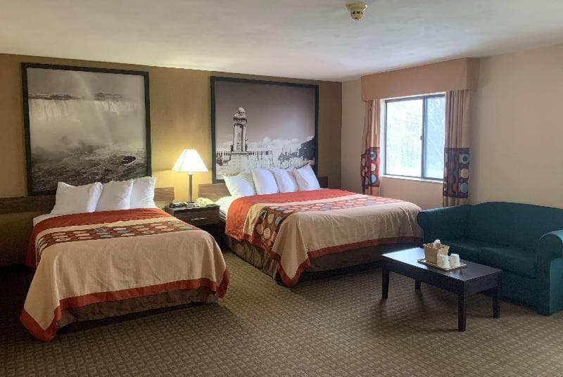 Super 8 by Wyndham Liverpool/Clay/Syracuse Area - Main View